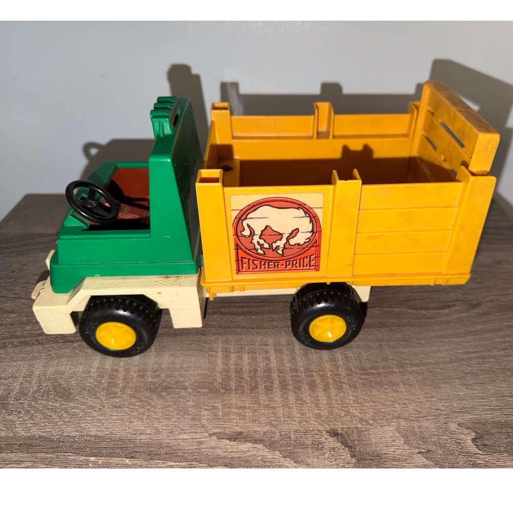 Vintage 1979 Fisher-Price Husky Helper Stake rodeo Truck Green Yellow 330